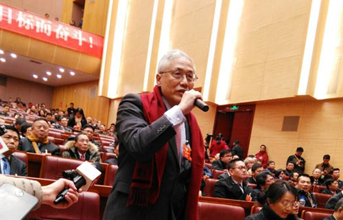 明星委员马鼎盛演绎现场版《军情观察室》
