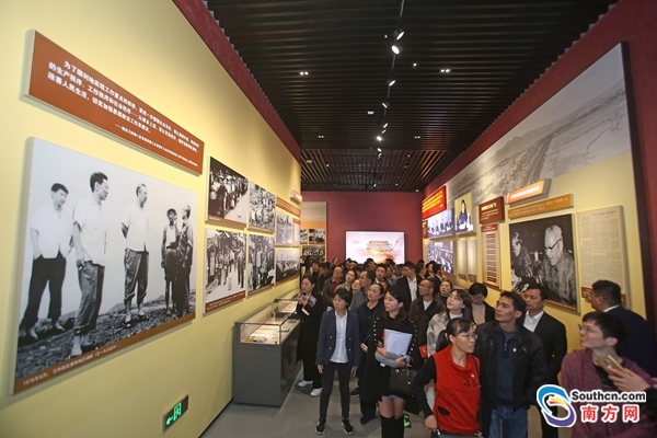 Exhibition of Guangdong's 40 years of reform and opening-up attracts many visitors