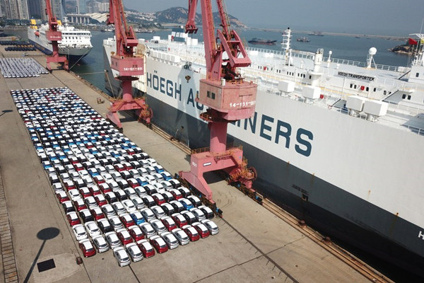 China's foreign trade maintains upward momentum in October